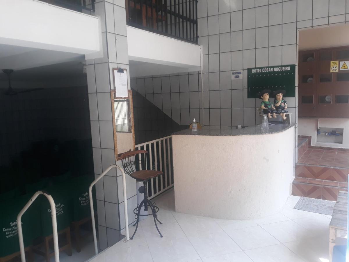 Hotel Cesar Nogueira Aparecida  Bagian luar foto
