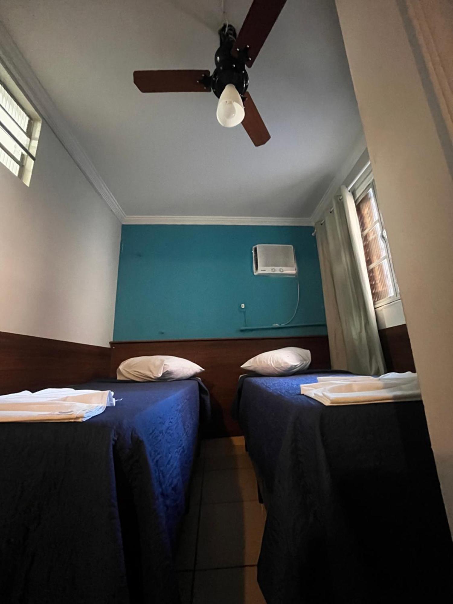 Hotel Cesar Nogueira Aparecida  Bagian luar foto