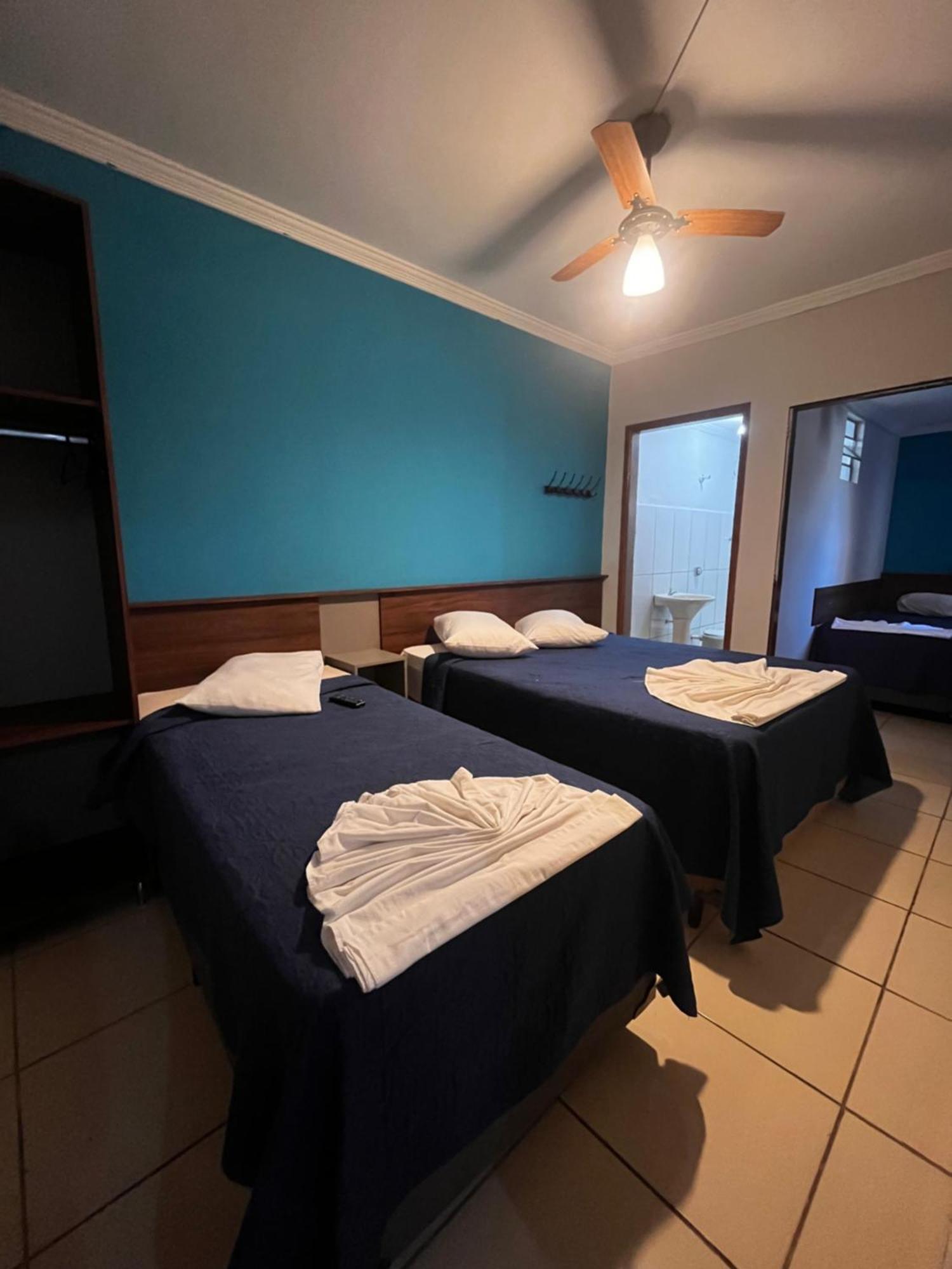 Hotel Cesar Nogueira Aparecida  Bagian luar foto