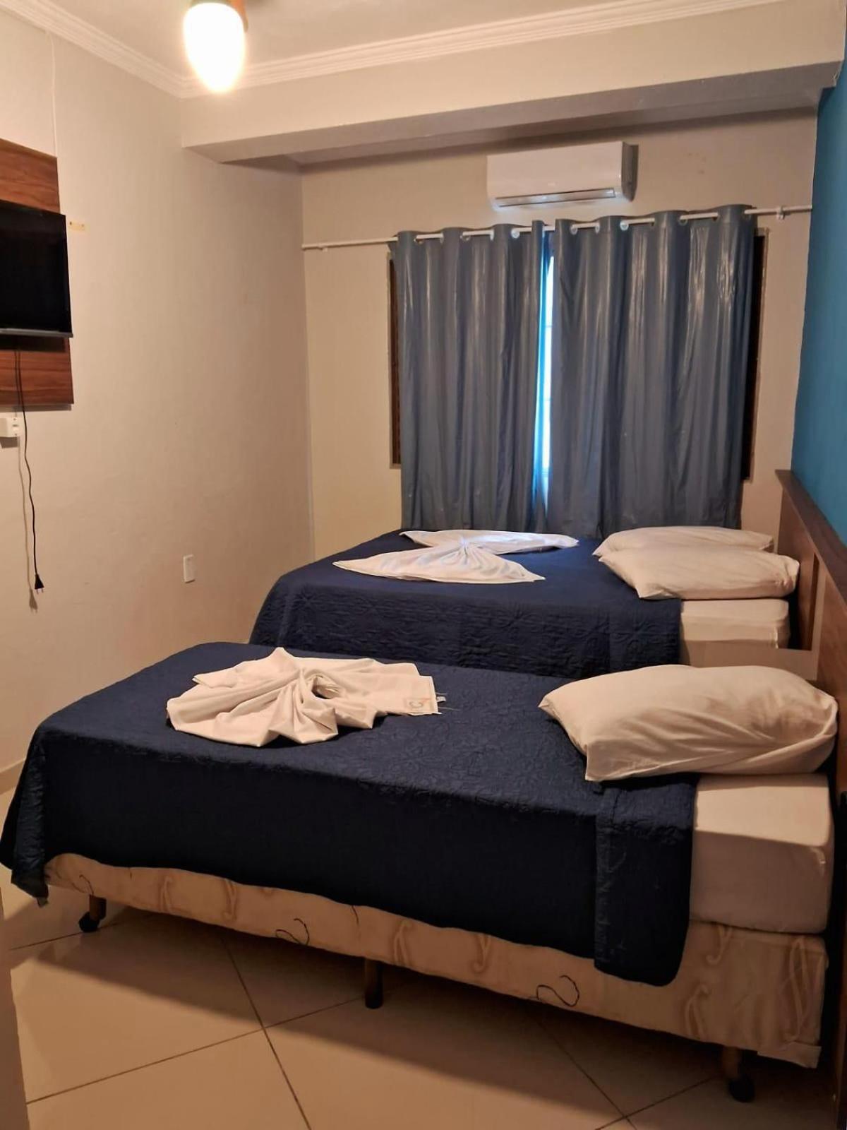 Hotel Cesar Nogueira Aparecida  Bagian luar foto